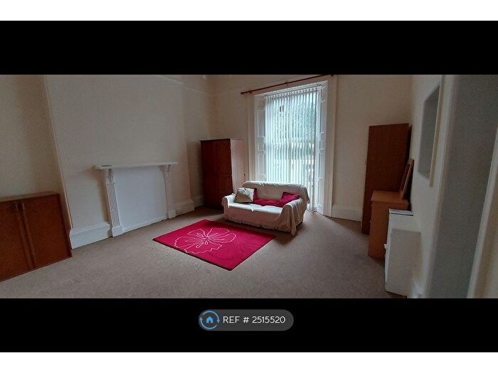 Studio To Rent In Middle Warberry Road, Torquay, TQ1