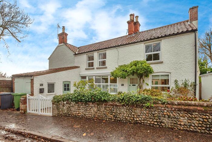 3 Bedroom Character Property For Sale In The Street, Happisburgh, Norwich, NR12