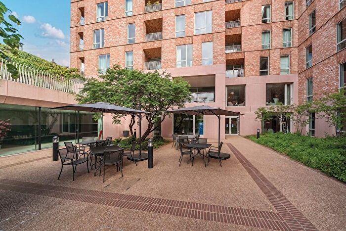 2 Bedroom Apartment For Sale In Rowland Hill Street, Hampstead, London, NW3