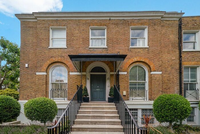 2 Bedroom End Of Terrace House To Rent In Hamilton Terrace, St John's Wood, NW8