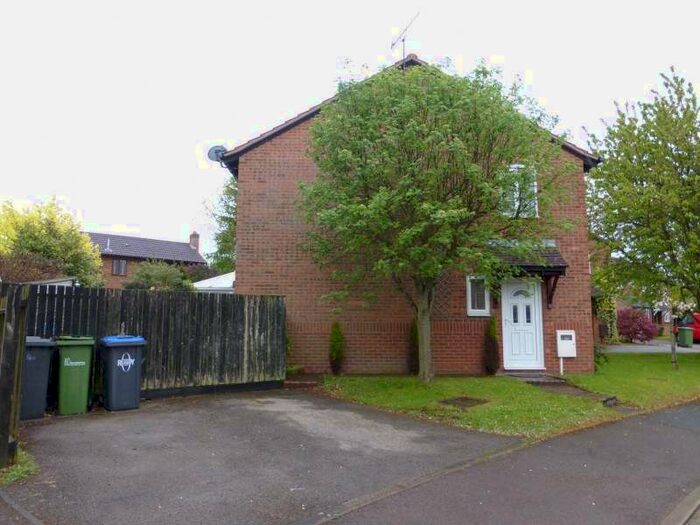 2 Bedroom Property To Rent In Lauderdale Close Long Lawford, CV23
