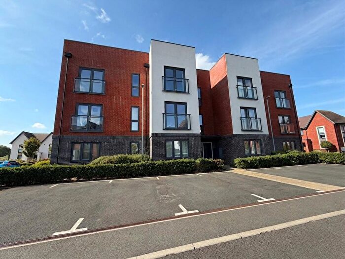 2 Bedroom Property For Sale In Fotheringhay Close, Daventry, NN11