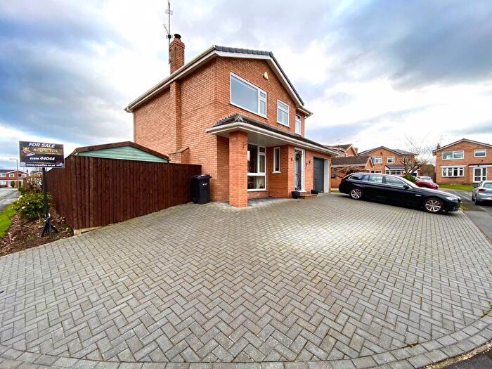 5 Bedroom Detached House For Sale In Fir Tree Close, Barnton, CW8