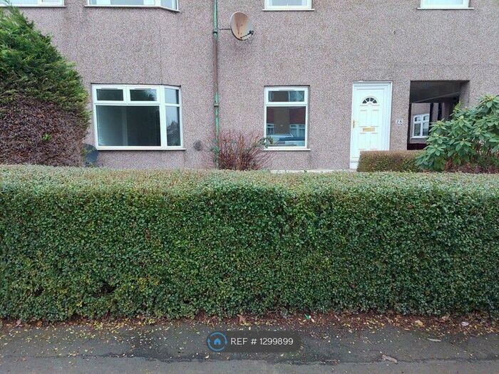 3 Bedroom Flat To Rent In Dryburn Avenue, Glasgow G52