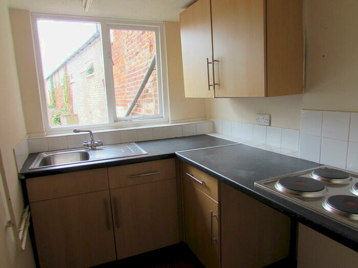 1 Bedroom Flat To Rent In High Street, Huntingdon, PE29