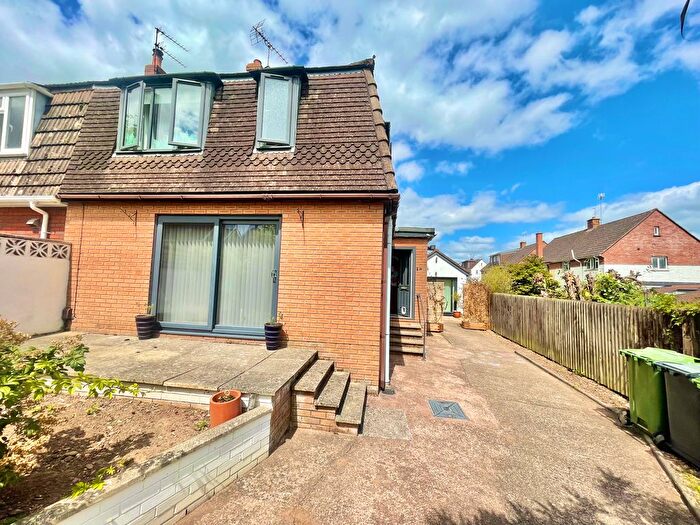 4 Bedroom Semi-Detached House To Rent In Riverside Road, Topsham, Exeter, EX3