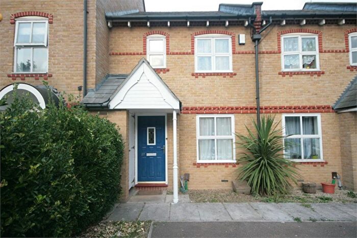 3 Bedroom Terraced House To Rent In Chamberlayne Avenue, Wembley, HA9