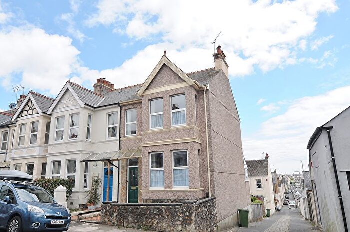 3 Bedroom End Of Terrace House For Sale In Pounds Park Road, Peverell, Plymouth, PL3