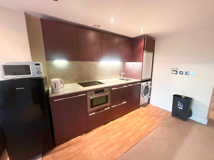 2 Bedroom Apartment To Rent In The Litmus Building, City Centre, NG1