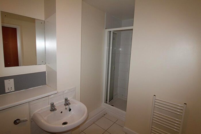 2 Bedroom Apartment To Rent In Aspect, Leeds, LS2