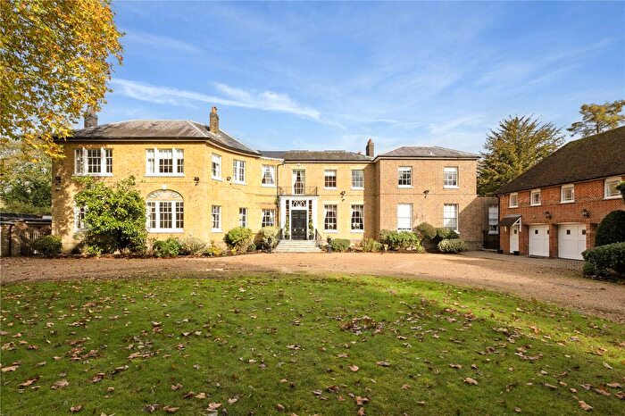 9 Bedroom Detached House To Rent In Hadley Green Road, Barnet, EN5