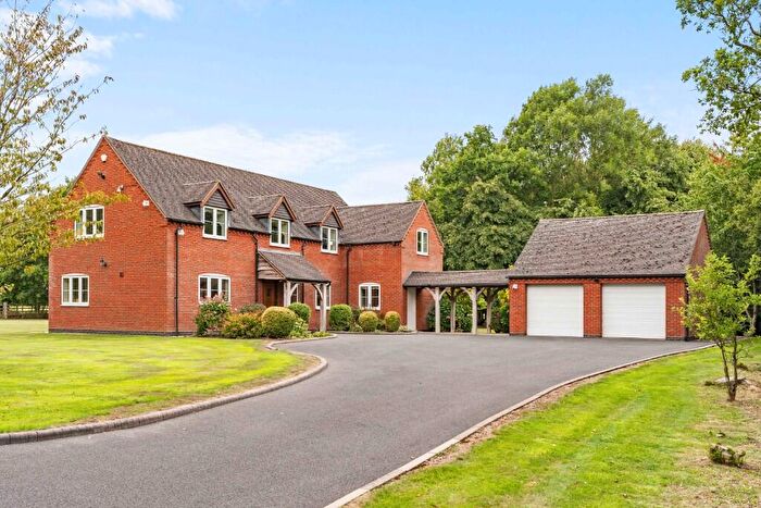 3 Bedroom Detached House For Sale In Pinley Green, Claverdon, CV35