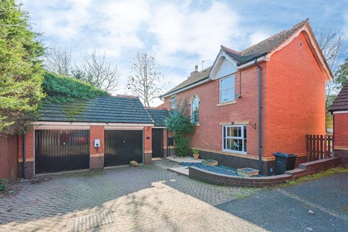 4 Bedroom Detached House For Sale In Rokeby Close, Sutton Coldfield, B76