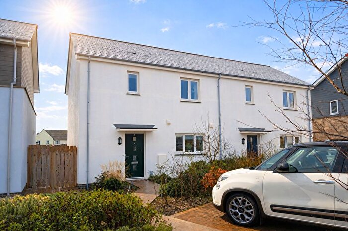 3 Bedroom Semi Detached House For Sale In Treffry Lane, Quintrell Downs, TR8