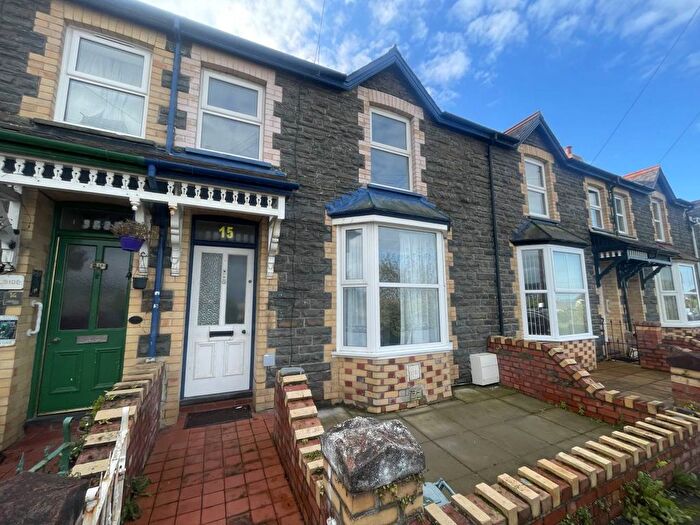 3 Bedroom Property To Rent In Highcliff, Dinas Terrace, Trefechan, Aberystwyth, SY23