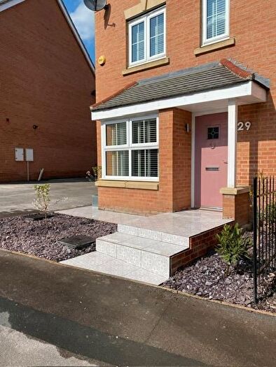 4 Bedroom Property To Rent In Twentyman Walk, Leeds, LS10