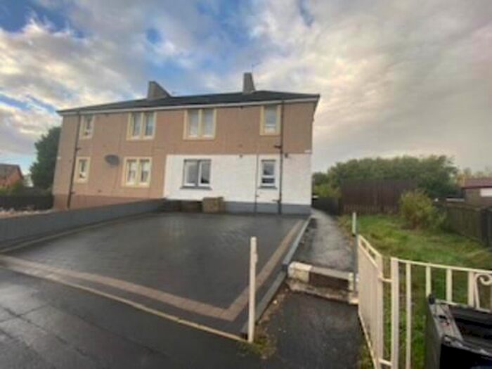 2 Bedroom Semi-Detached House To Rent In Bent Cresent, Uddingston, G71