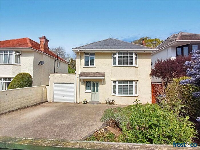 3 Bedroom Detached House For Sale In Anthonys Avenue, Lilliput, Poole, Dorset, BH14