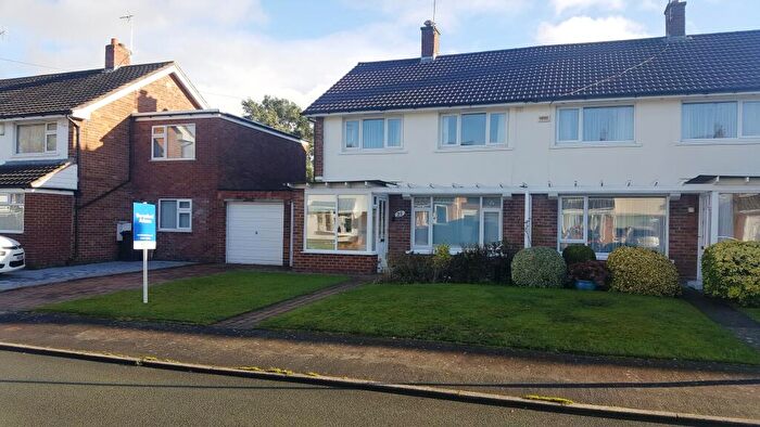 3 Bedroom Semi-Detached House To Rent In Broughton, CH4