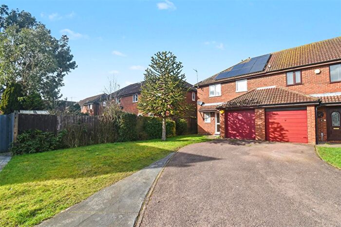 3 Bedroom End Of Terrace House For Sale In Samuel Place, Corby, NN17