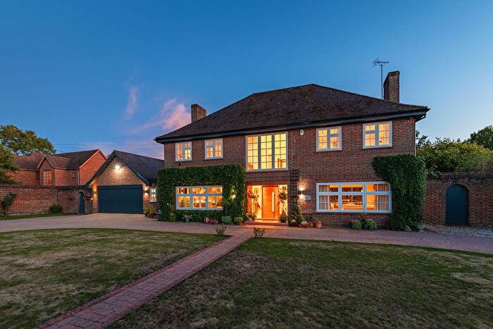 4 Bedroom Detached House For Sale In Eversley Cross, RG27