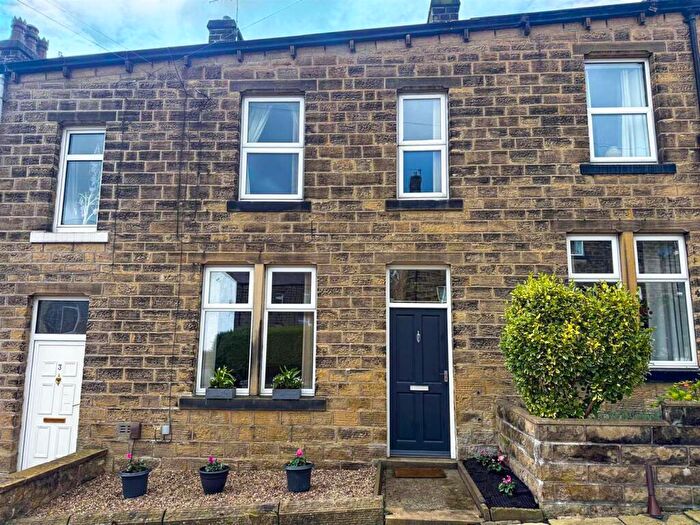 3 Bedroom Terraced House For Sale In Tillotson Street, Silsden, BD20