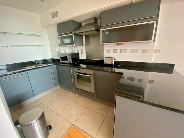 1 Bedroom Flat To Rent In Albert Embankment, London, SE1