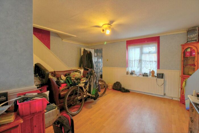 3 Bedroom Terraced House For Sale In Peacocks, Harlow, CM19
