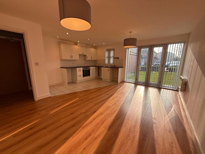 2 Bedroom Flat To Rent In Sandpipers Court, Bridge Road, Liverpool, L23