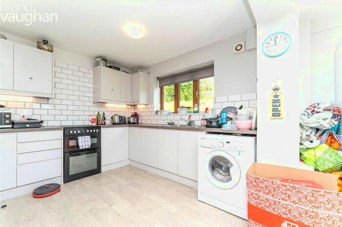 1 Bedroom Semi-Detached House To Rent In Norwich Drive, Brighton, BN2