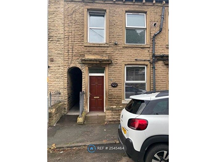 2 Bedroom Terraced House To Rent In Wakefield Road, Sowerby Bridge, HX6