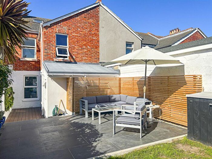 3 Bedroom Terraced House For Sale In Franklin Road, Weymouth, DT4