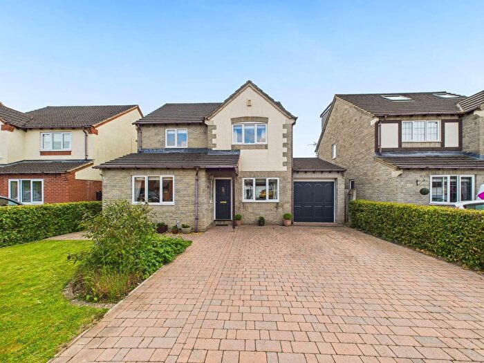 4 Bedroom Detached House For Sale In Chantry Close, Lydney, GL15