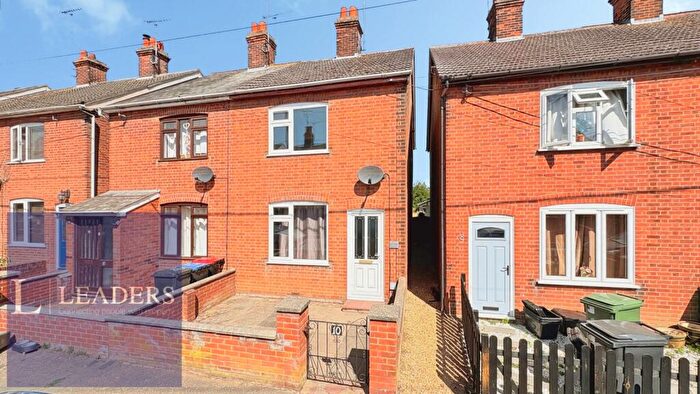 2 Bedroom Semi-Detached House For Sale In Stanley Road, Halstead, Essex, CO9
