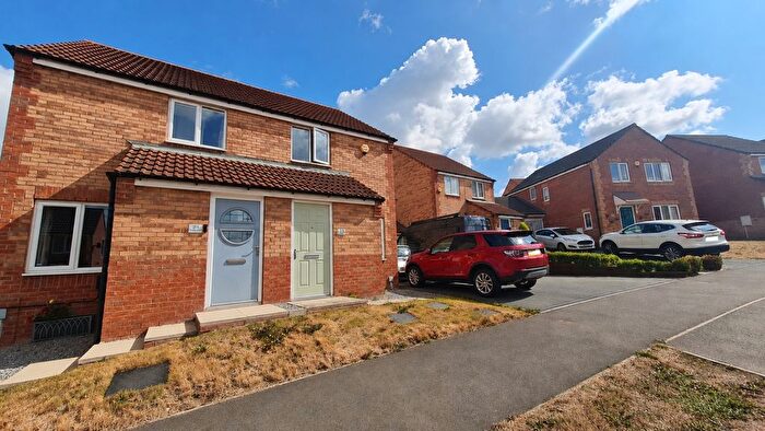 2 Bedroom Semi Detached House To Rent In Plowes Way, Knottingley, West Yorkshire, Uk, WF11