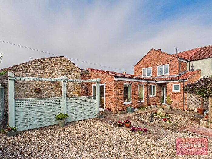 3 Bedroom Semi-Detached House For Sale In Main Street, Seamer, Scarborough, YO12