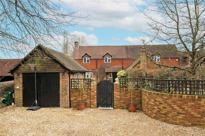 3 Bedroom Detached House To Rent In Frog Grove Lane, Wood Street Village, Guildford, Surrey, GU3