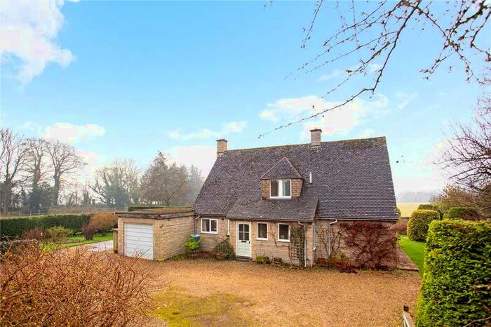 4 Bedroom Detached House For Sale In Manor Farm Road, Coates, Cirencester, Gloucestershire, GL7