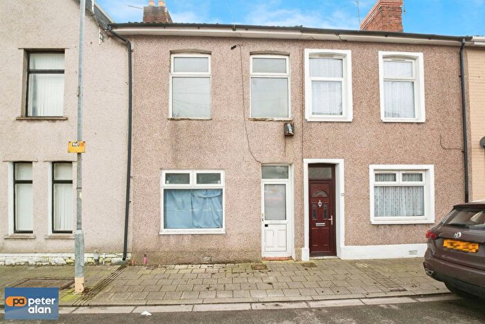 Terraced House For Sale In Wedmore Road, Cardiff, CF11