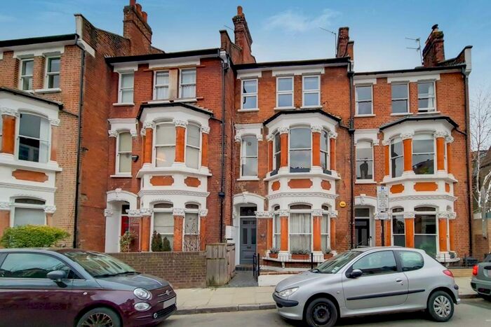1 Bedroom Flat To Rent In Calabria Road, Islington, London, N5