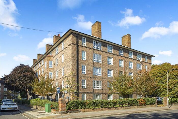 3 Bedroom Flat To Rent In Weston Street, Borough, SE1