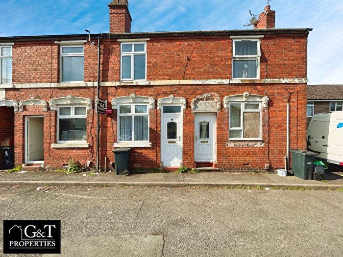 2 Bedroom Terraced House To Rent In Holly Street, Dudley, DY1