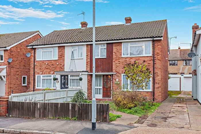 3 Bedroom Semi Detached House For Sale In Fobbing Road, Corringham, Stanford-Le-Hope, SS17