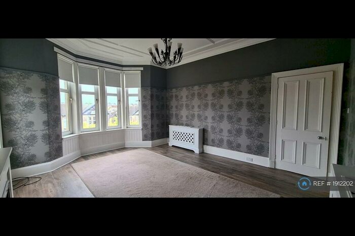 2 Bedroom Flat To Rent In Rosslyn Avenue, Rutherglen, Glasgow, G73