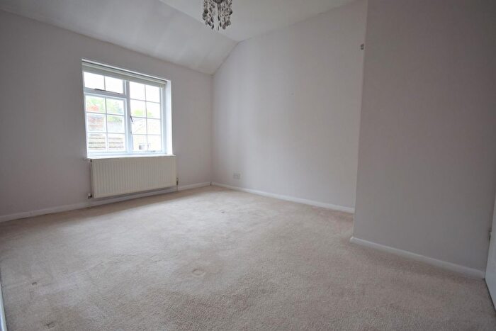 2 Bedroom Cottage To Rent In Mill Place, Chislehurst, BR7