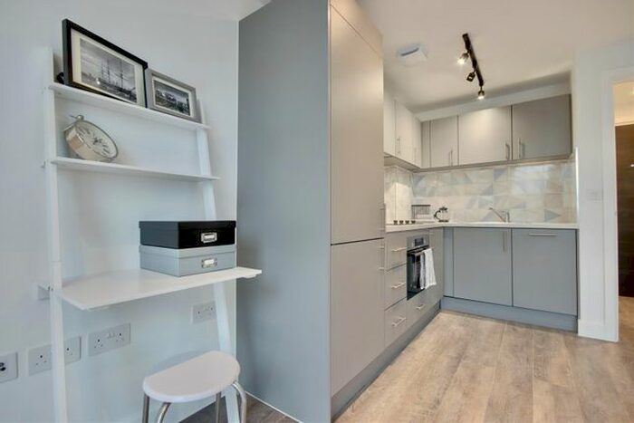 Studio To Rent In Brunel House, The Hard, Portsmouth PO1