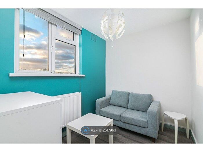 2 Bedroom Flat To Rent In Hornsey Road, London, N19