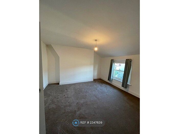 2 Bedroom Flat To Rent In Camden Road, Tunbridge Wells, TN1