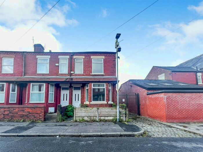 4 Bedroom End Of Terrace House To Rent In Filey Road, Manchester, Greater Manchester, M14