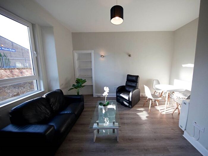 1 Bedroom Flat To Rent In Francis Street, Dundee, DD3